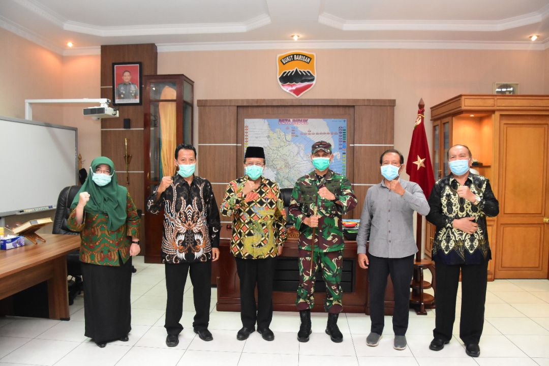 Danrem 031/WB Terima Kunjungan DPW ICMI Riau