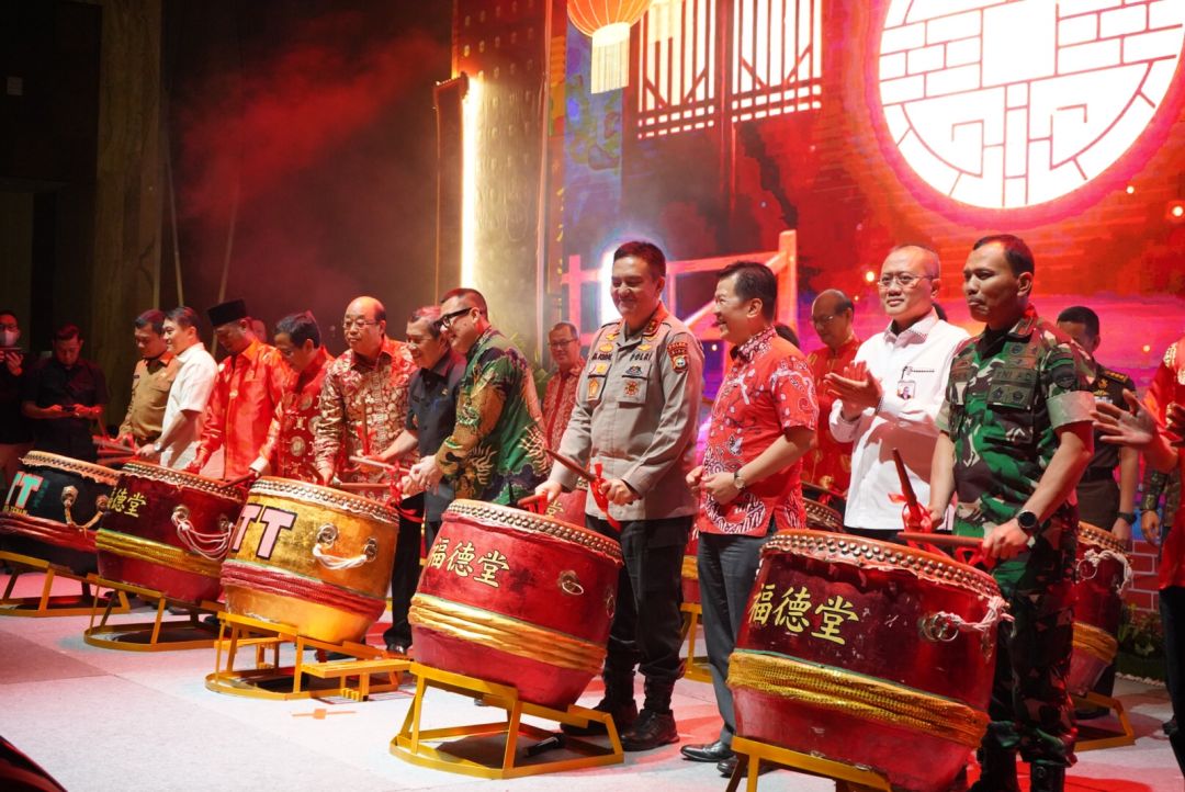 Danrem Hadiri Perayaan Imlek Bersama Warga Tionghoa.