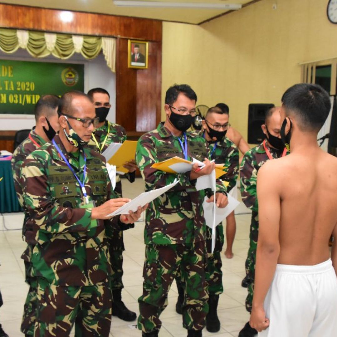 Pimpin Sidang Parade Calon Taruna Akmil, Danrem 031/WB Inginkan Catar Berkualitas