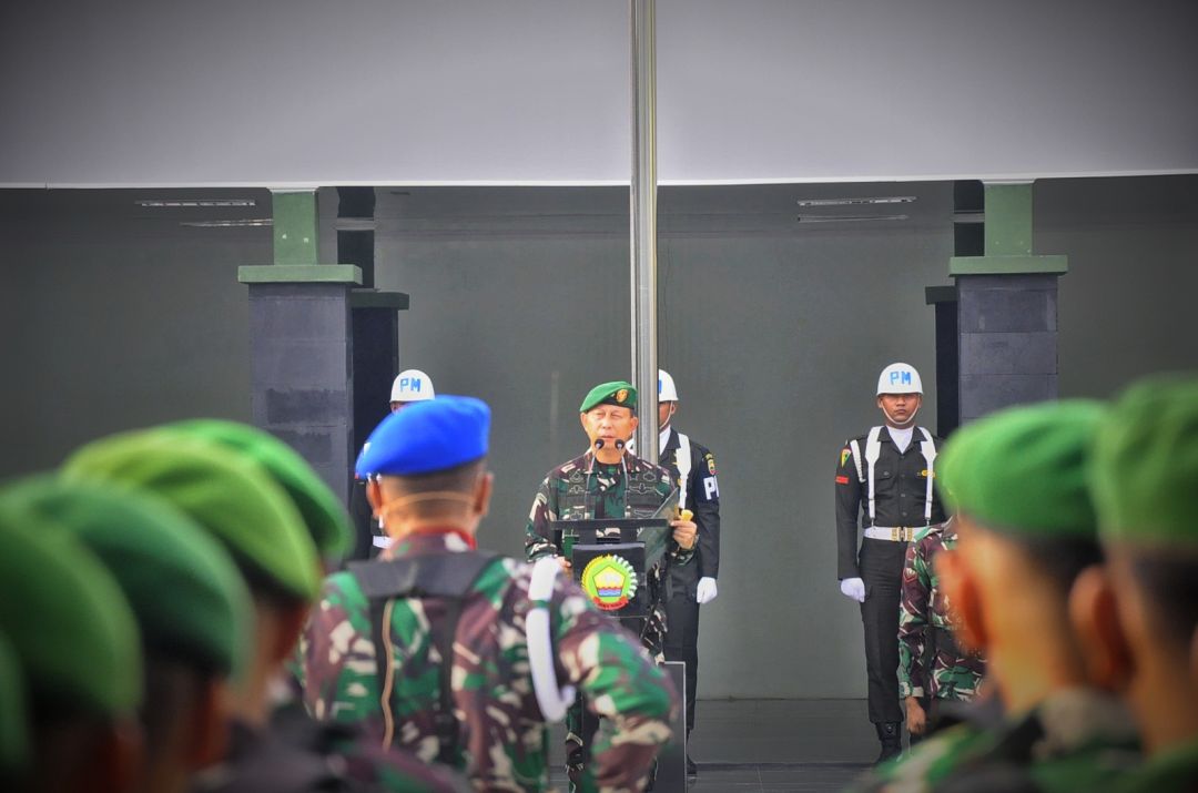 Danrem Pimpin Langsung Upacara 17 san di Makorem 031/Wira Bima